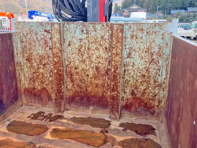 プロテクターにキズ・サビがあります。|三菱 ファイター QDG-FQ62Fの写真33