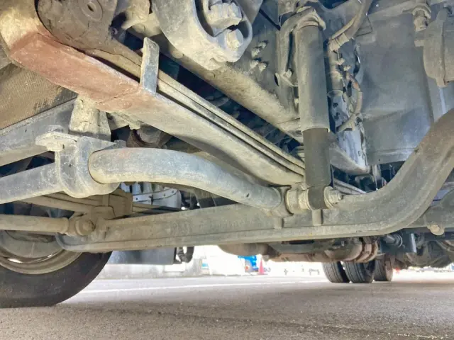 下回りの状態です。(前方)|三菱 ファイター QDG-FQ62Fの写真39