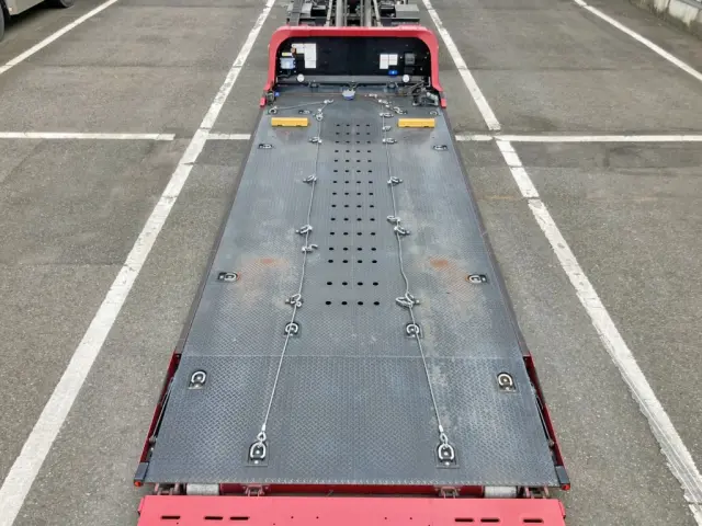 床は鉄板です。|日野 デュトロ 2KG-XZU722M(2WD)の写真8
