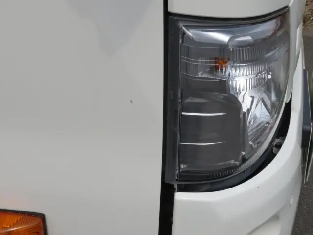 運転席ドア前側にキズがあります。|日野 デュトロ 2KG-XZU700X(2WD)の写真41