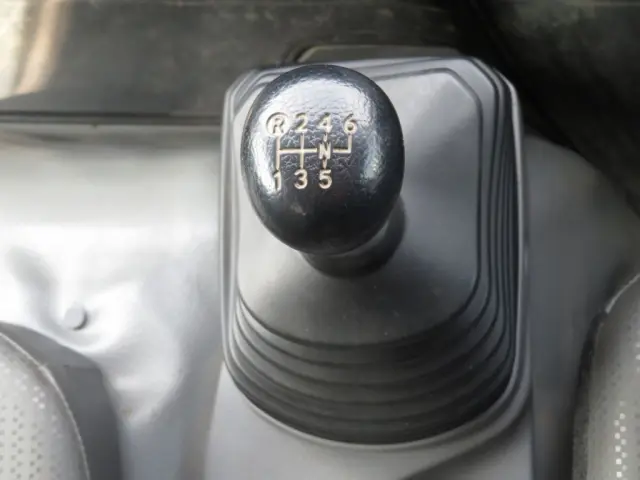 日野 デュトロ 2KG-XZU700X(2WD)の写真53