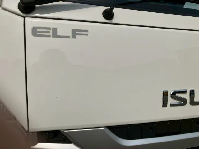 いすゞ エルフ 2RG-NPR88AN(2WD)の写真17