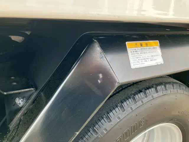 いすゞ エルフ 2RG-NPR88AN(2WD)の写真23