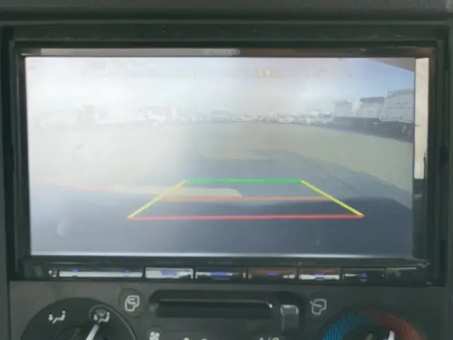 いすゞ エルフ 2RG-NPR88AN(2WD)の写真34