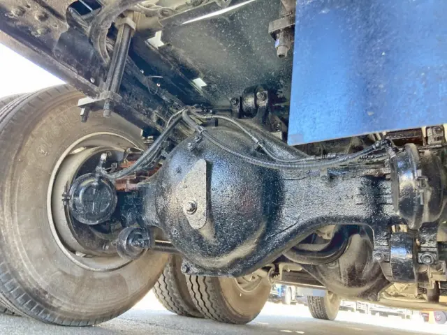 下回りの状態です。(後方)|日野 プロフィア 2DG-FS1AGEの写真26