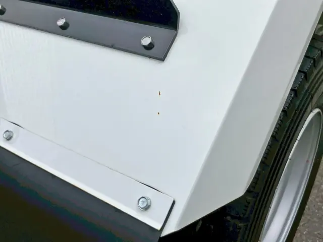 運転席側リヤフェンダーに小キズがあります。|いすゞ フォワード 2RG-FRR90S4(2WD)の写真15