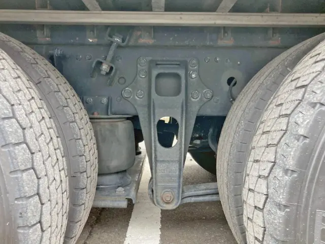 エアサスです。|三菱 スーパーグレート 2PG-FS74HZの写真5