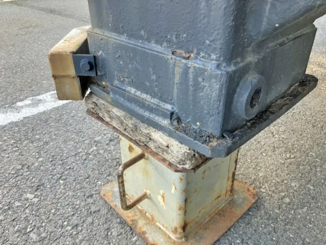 運転席側補助脚は溶接されています。|トレールモービル トレールモービル PLR232AEの写真43