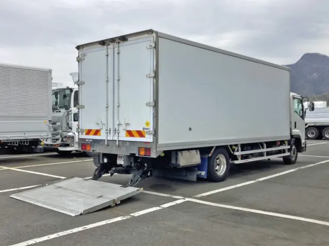 いすゞ フォワード 2PG-FTR90V2の写真4