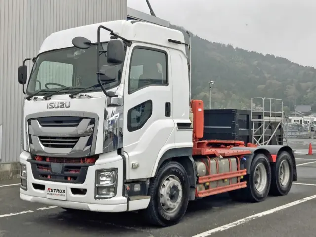 いすゞ ギガ QKG-EXZ52BJ(6x4)の写真3