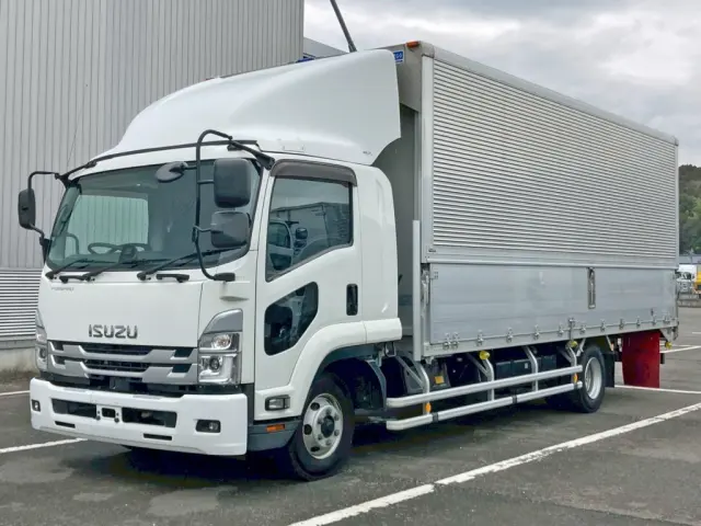 いすゞ フォワード 2RG-FRR90S2(2WD)の写真1