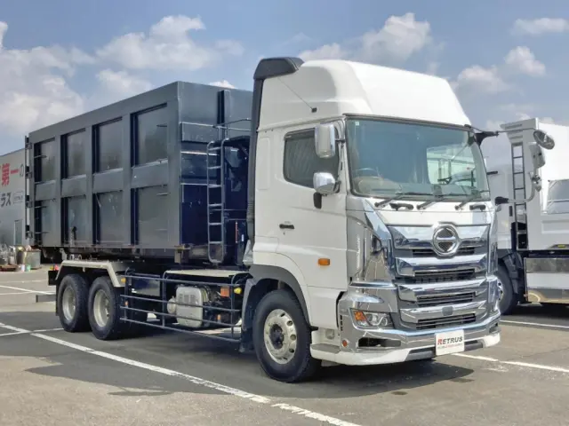ホイールはアルミ製です。|日野 プロフィア 2DG-FS1AJEの写真3