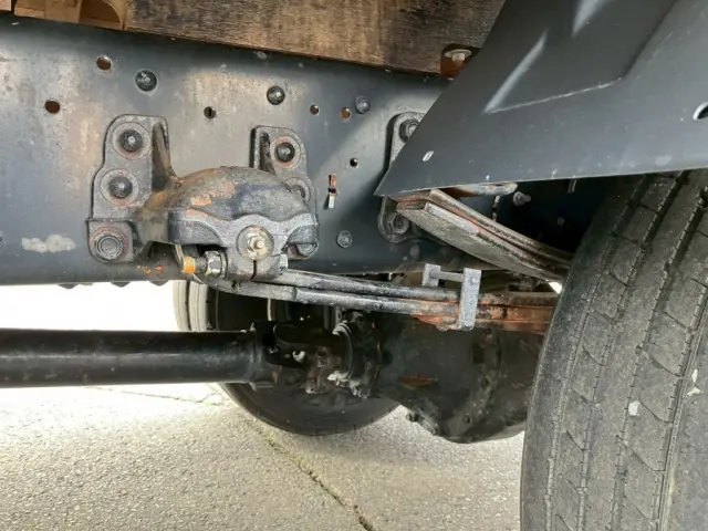 リーフサスです。|いすゞ フォワード 2RG-FRR90S2(2WD)の写真5