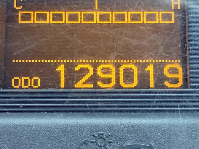ＵＤ クオン QKG-CD5YL(6x2)の写真45