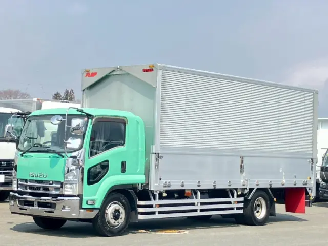いすゞ フォワード LKG-FTR90T2の写真1