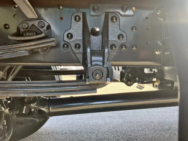 リーフサスです。|三菱 ファイター 2KG-FK62F(2WD)の写真5