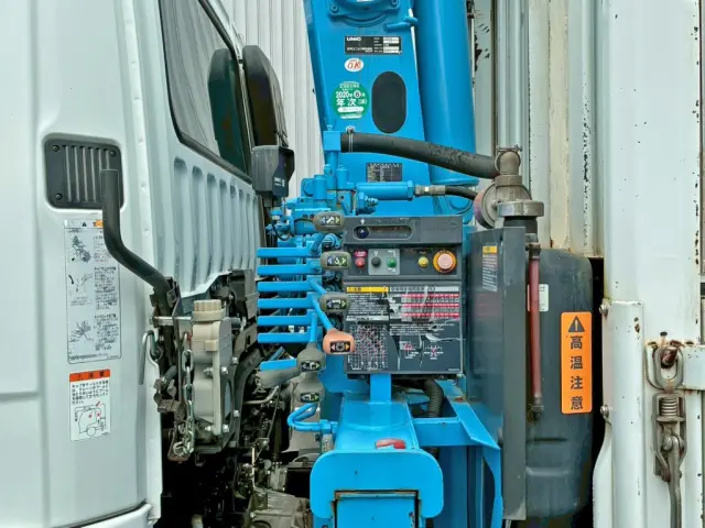 クレーンの操作レバーです。|三菱 ファイター 2KG-FK65FZの写真29