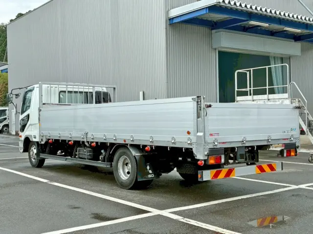 三菱 ファイター 2KG-FK64F(2WD)の写真3