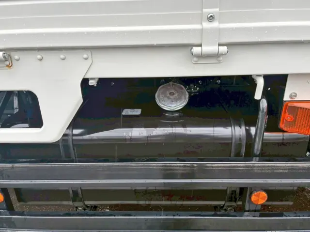 燃料タンクは200Lです。|日野 レンジャー 2KG-FE2ACAの写真19