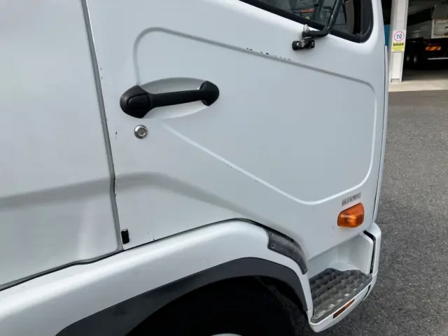 三菱 ファイター QKG-FK62FZ(2WD)の写真41