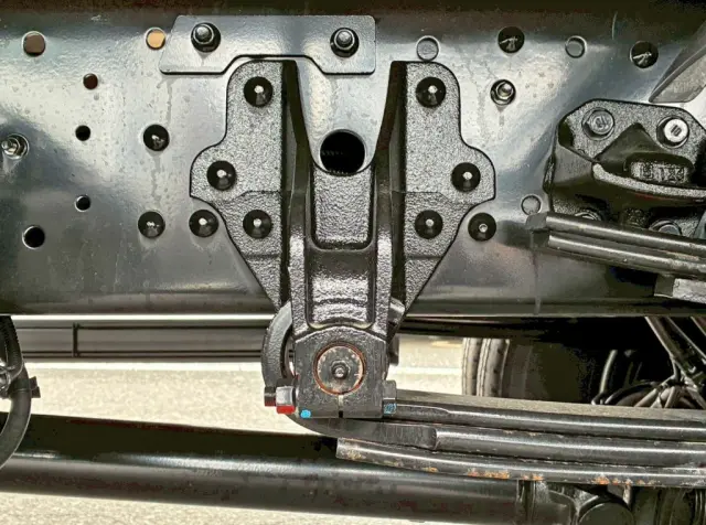 リーフサスです。|三菱 ファイター 2KG-FK62F(2WD)の写真5