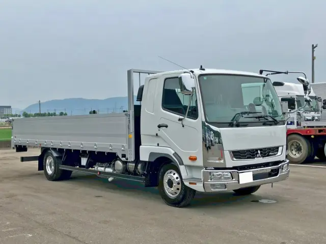 ホイールはアルミ製です。|三菱 ファイター 2KG-FK65F(2WD)の写真2
