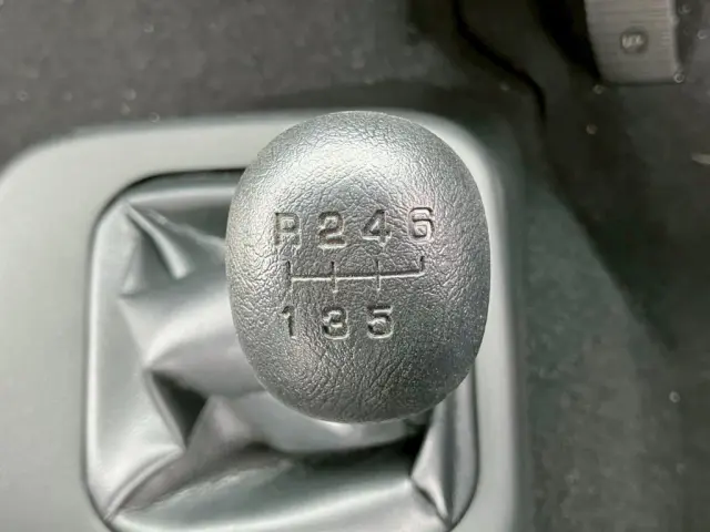 三菱 ファイター 2KG-FK65F(2WD)の写真15
