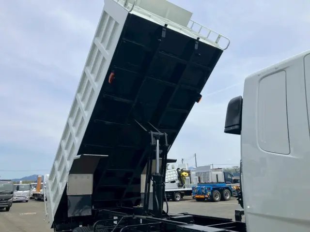 三菱 ファイター 2KG-FK62FZの写真11