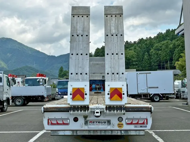 リヤ周りの状態です。(オートスライド機能は付いておりません)|いすゞ ギガ QKG-CYJ77Aの写真20