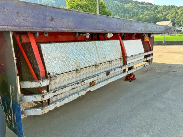 運転席側に工具箱が2つ付いています。(サイドバンパーにキズ・サビがあります)|東邦 東邦 TF36G3N3Sの写真24