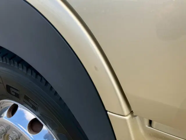 運転席側ドアフェンダーにキズがあります。|ＵＤ ビックサム 2PG-CW5ELの写真41