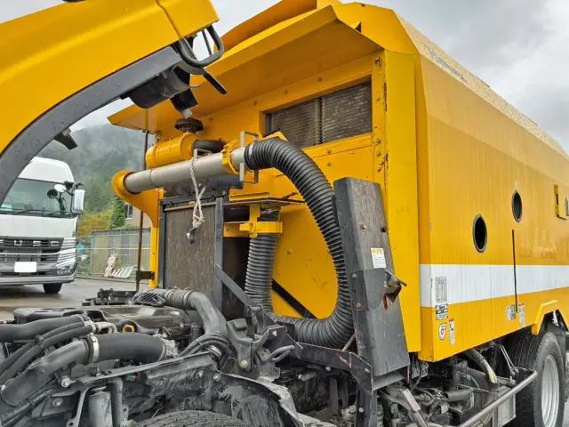 いすゞ エルフ TPG-NMR85N(2WD)の写真26