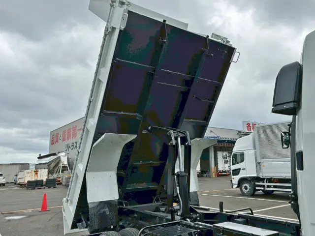 三菱 ファイター 2KG-FK62F(2WD)の写真11