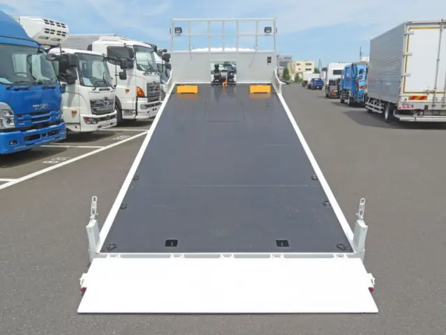 三菱 ファイター 2KG-FK62F(2WD)の写真8