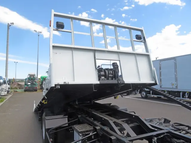 三菱 ファイター 2KG-FK62F(2WD)の写真12