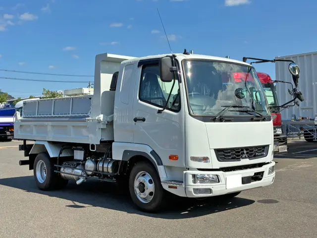 三菱 ファイター 2KG-FK62F(2WD)の写真2