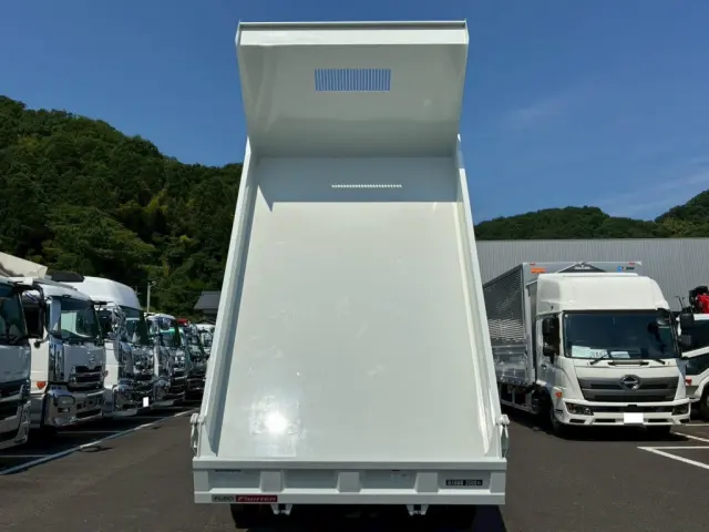 三菱 ファイター 2KG-FK62F(2WD)の写真8