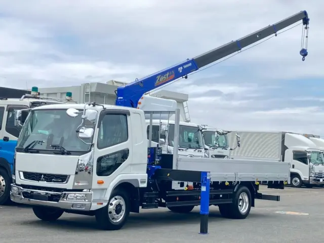 三菱 ファイター 2KG-FK62FZの写真1