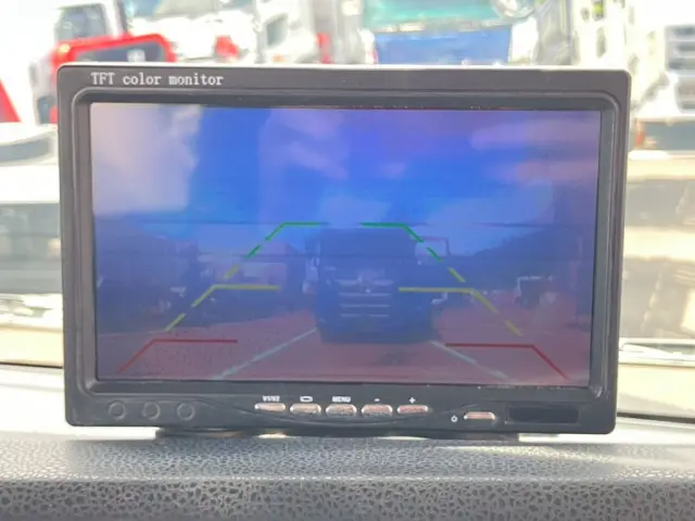 液晶バックモニターです。(映像に曇りがあります)|いすゞ ギガ 2KG-CXZ77CTの写真42