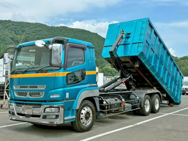 コンテナ脱着時の状態です。|三菱 スーパーグレート QPG-FV60VYの写真1