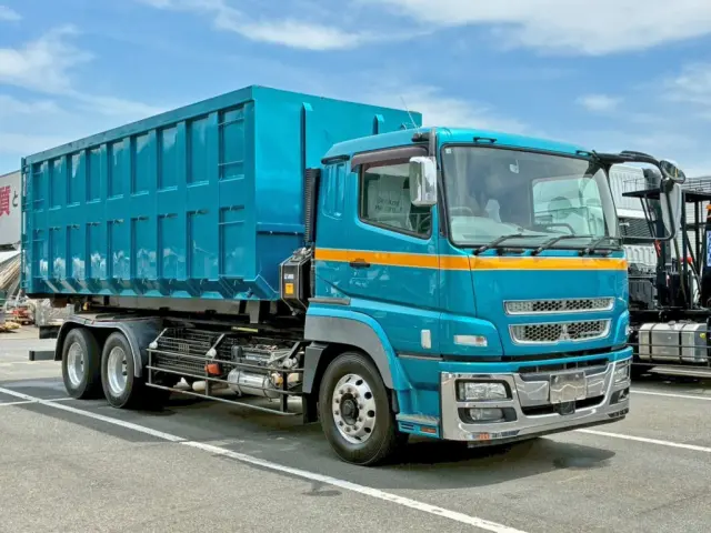 ホイールはアルミ製です。|三菱 スーパーグレート QPG-FV60VYの写真3