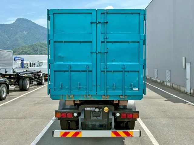 リヤ周りの状態です。|三菱 スーパーグレート QPG-FV60VYの写真15