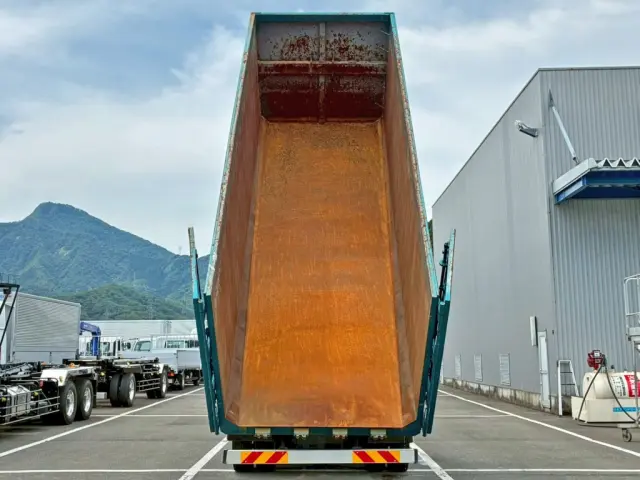 コンテナ内寸は、長さ:6,70m 幅:2,21m 高さ:2,09mで30,9立米です。|三菱 スーパーグレート QPG-FV60VYの写真17