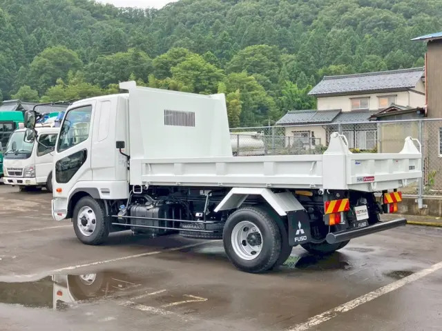 三菱 ファイター 2KG-FK62F(2WD)の写真3