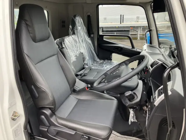 三菱 ファイター 2KG-FK62F(2WD)の写真7