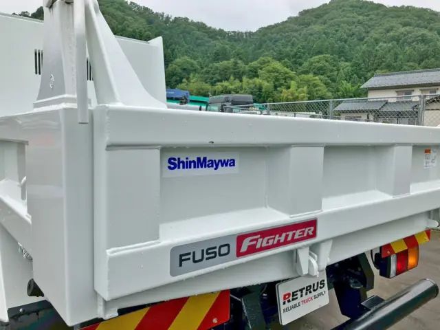リヤゲート助手席側にキズがあります。|三菱 ファイター 2KG-FK62F(2WD)の写真21