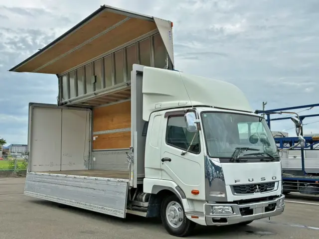 三菱 ファイター 2KG-FK64F(2WD)の写真2