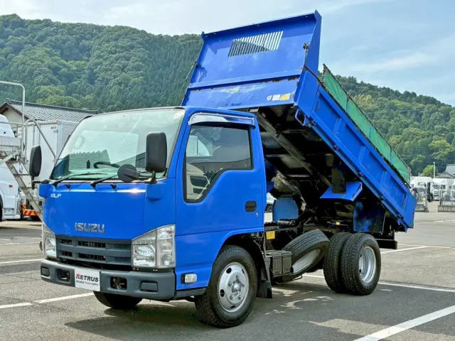 いすゞ エルフ TKG-NKR85AD(2WD)の写真1