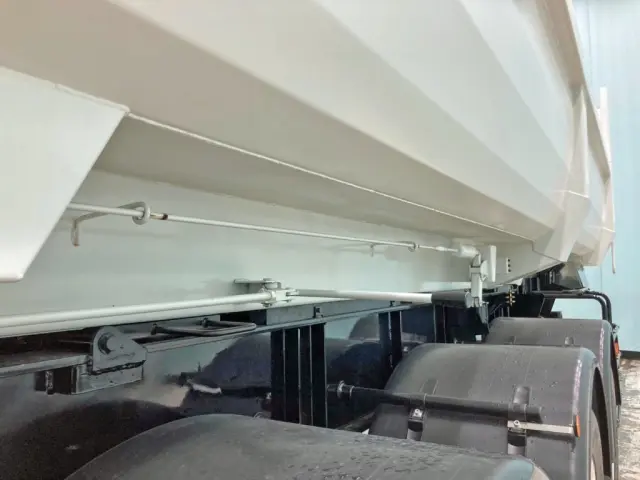 シャーシの状態です。|トレクス トレクス PFB34112改の写真7