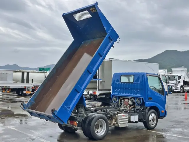 日野 デュトロ 2KG-XZU675T(4WD)の写真4